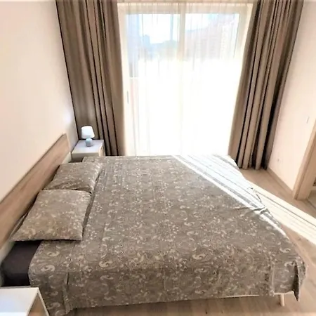 Apartment Elite 5c